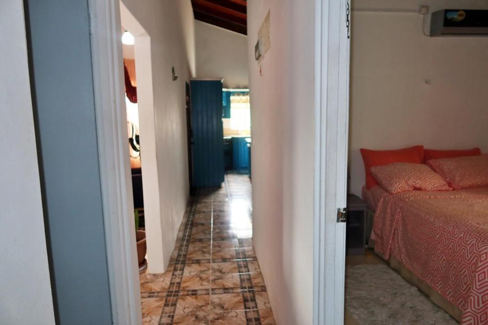 Elegant Rays Apartment- Golf Course , Grenada กรานดองส์ ภายนอก รูปภาพ